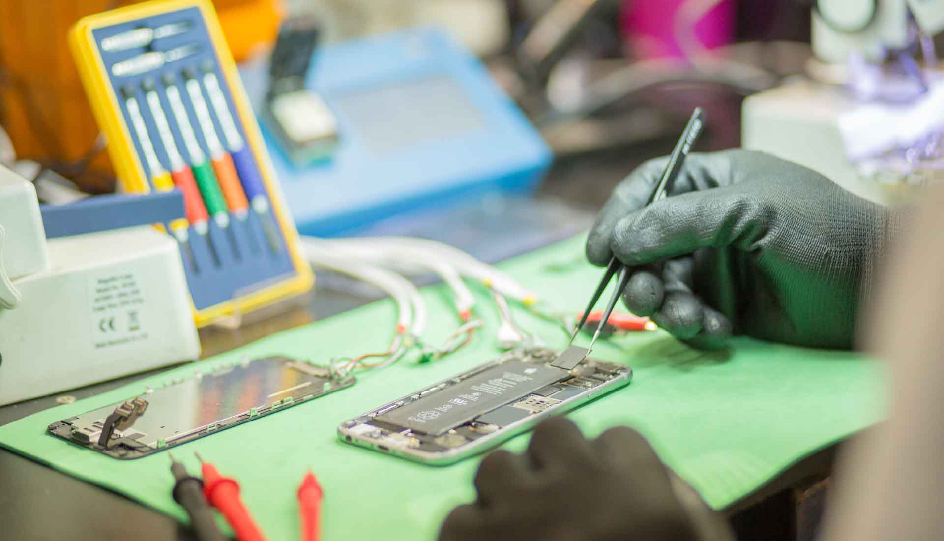 Laboratorio de reparación de placa Apple